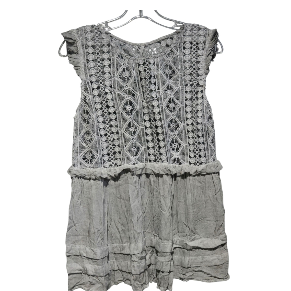 NEW POL Gray Lace Blouse, MEDIUM